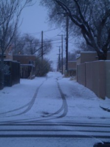 snowy abq alley1